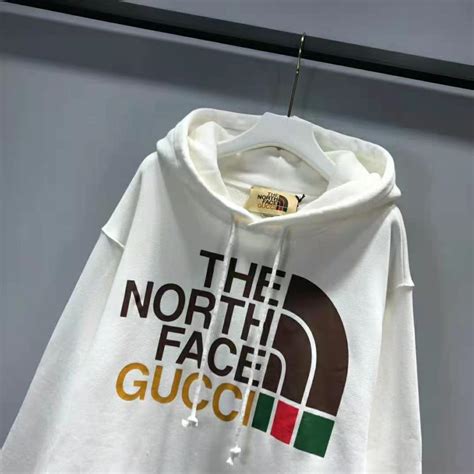 sudadera north face gucci